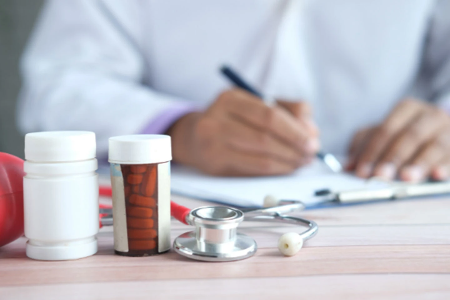 Doctor explaining FDA-Approved hormone therapy options for menopause and perimenopause symptoms